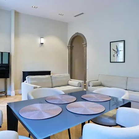 Garitsa 2 * Corfu (city)