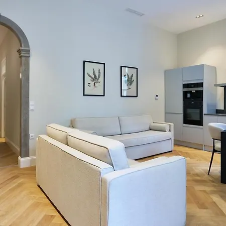Garitsa 2 Apartman *